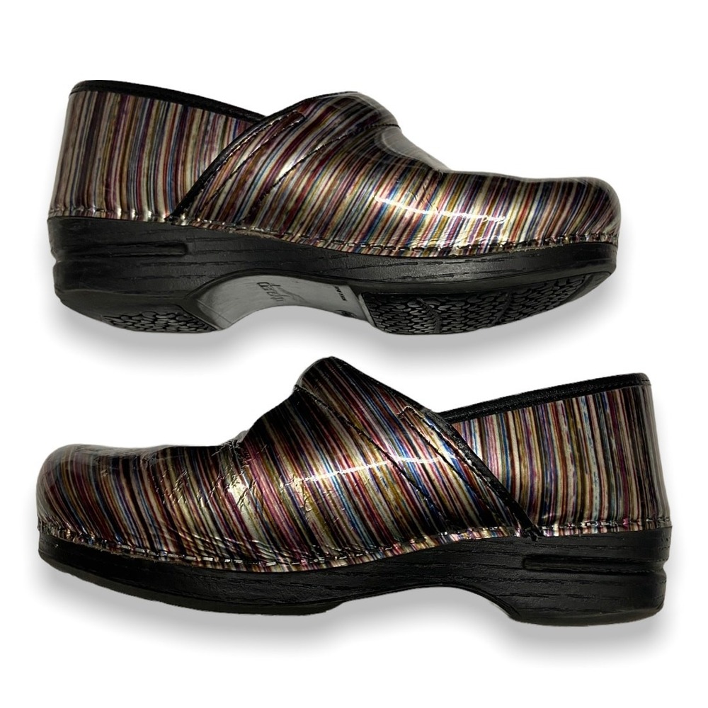 Dansko Womens Shoes 40 9.5 10 Striped Print Gold Copper Black Closed Back Clogs